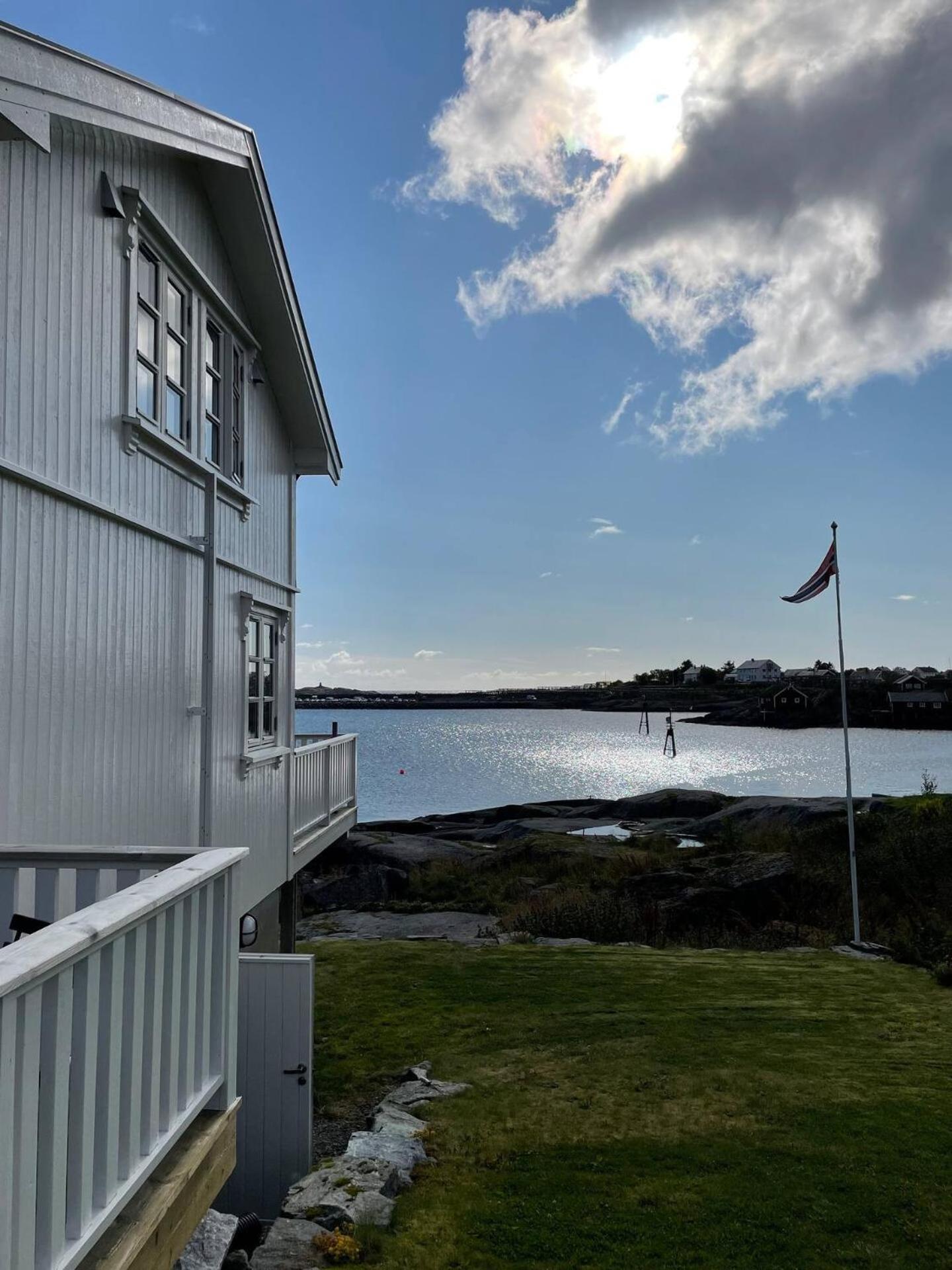 Nordlandshus Ved Havet Pa Reine, Lofoten Экстерьер фото